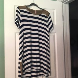 Tunic blue & white strip w beige accent L